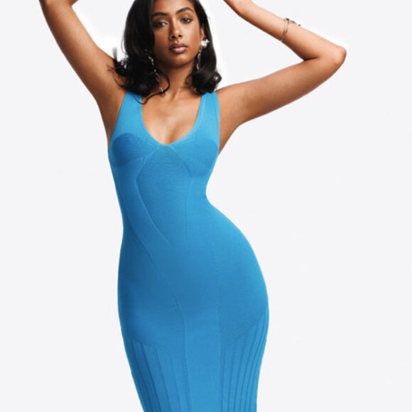 Knit Maxi Dress - Picture 4 of 5